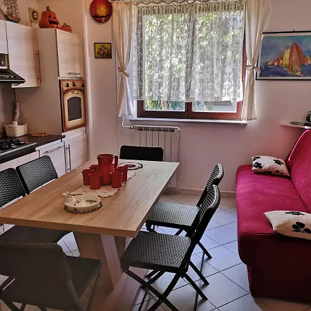 Apartment Homely Place Tinka